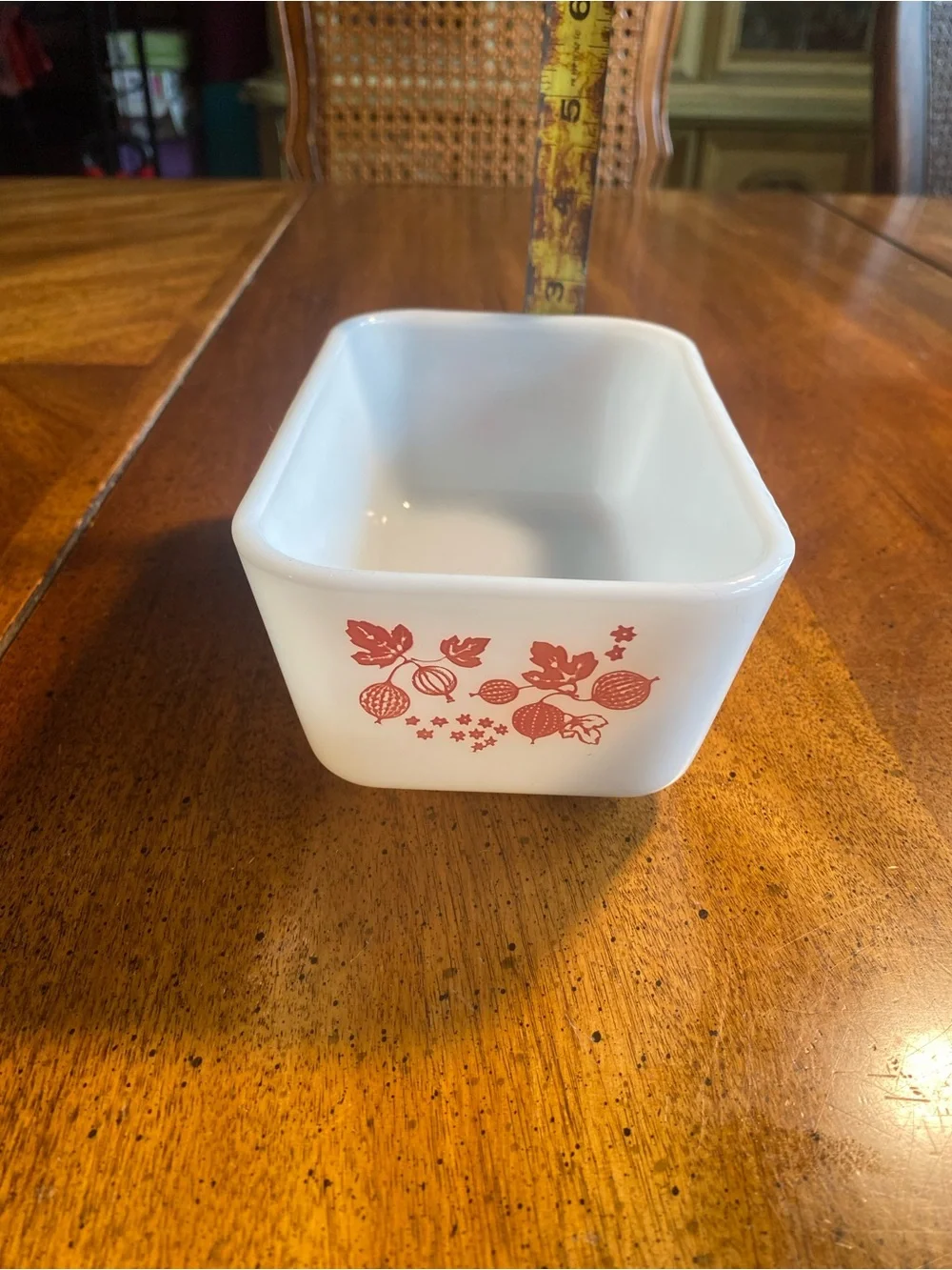 Pyrex Pink Goose Berry 502 Fridge Box